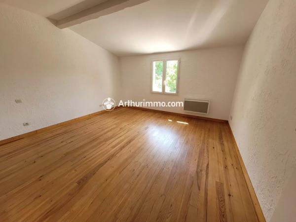 Location                                                      Maison
                        
                     4 pièces                      87 m2                     à Courcelles
