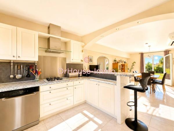 Maison à vendre 4 pièces de 130 m²