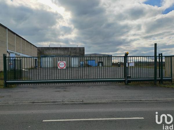 Murs commerciaux  à vendre 2 220 m² Tricot