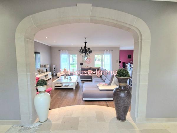 Maison à vendre 10 pièces de 360 m²