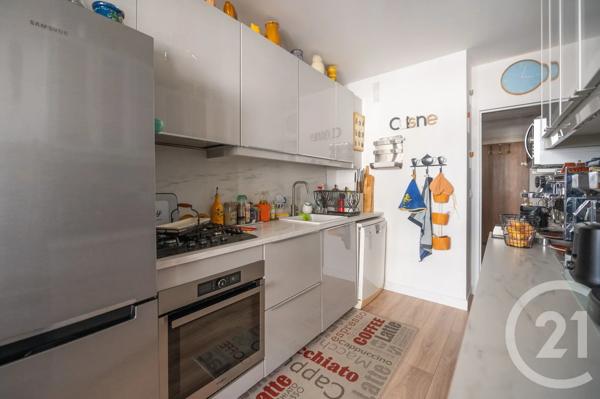 Appartement T3 à vendre  3 pièces - 72,60 m 2   BORMES LES MIMOSAS  - 83