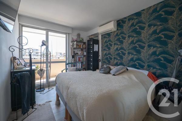 Appartement T3 à vendre  3 pièces - 72,60 m 2   BORMES LES MIMOSAS  - 83