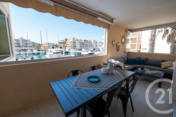 Appartement T3 à vendre  3 pièces - 72,60 m 2   BORMES LES MIMOSAS  - 83