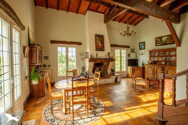 Maison à vendre |  La Réole |  6 pièces | 135 m²