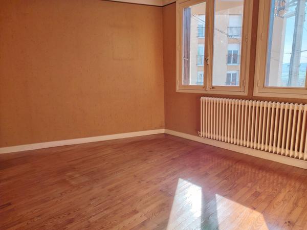 Investisseurs ! Maison locative COURNON D'AUVERGNE et potentiel
