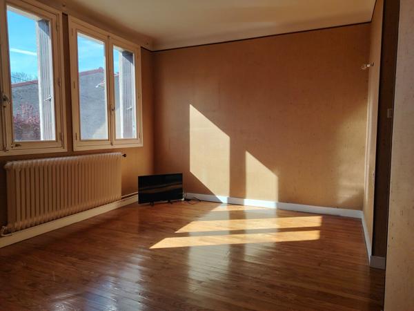 Investisseurs ! Maison locative COURNON D'AUVERGNE et potentiel
