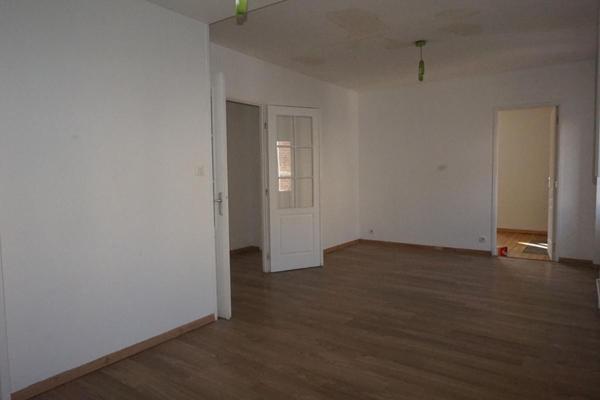 FIRMINY CENTRE 42700 T3 53 m² 2 CHAMBRES