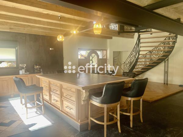 Maison 5 pièces - 550 m²