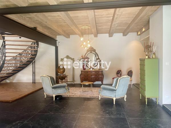 Maison 5 pièces - 550 m²