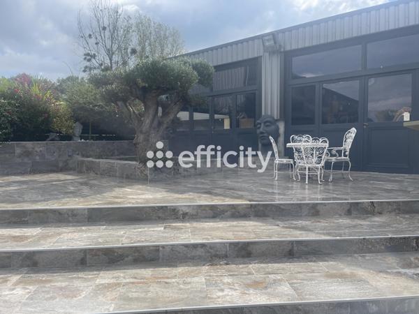 Maison 5 pièces - 550 m²