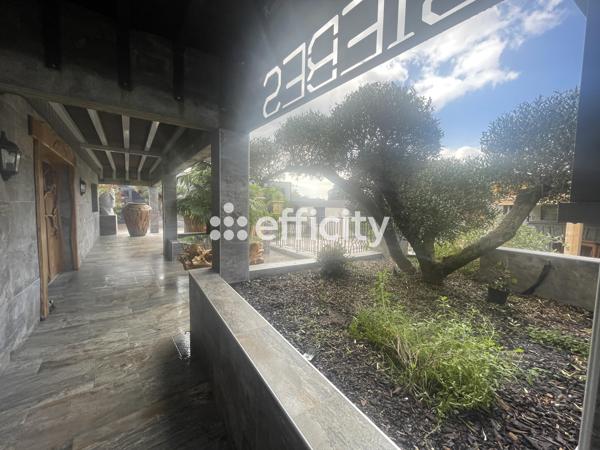 Maison 5 pièces - 550 m²