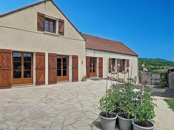 Maison 5 pièces144m² avec dépendances secteur Longueville