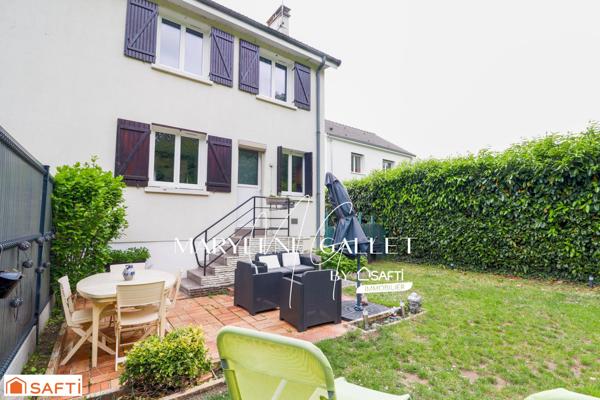 Dans quartier familial proche forêt...