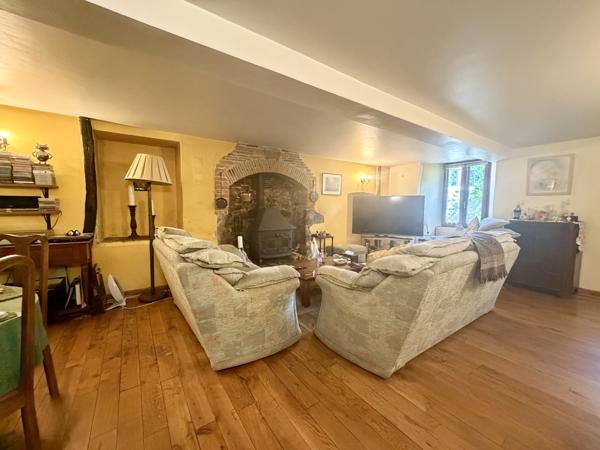 Maison à vendre à Rochechouart (87600) - Haute-Vienne