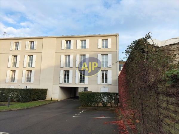 Appartement à vendre Rochefort - 3 pièces, 60m² avec 2 chambre(s) à 169 000€ - AJP Immobilier Rochefort