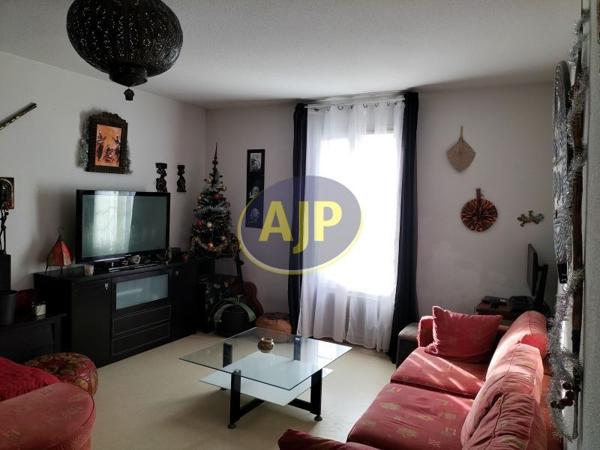 Appartement à vendre Rochefort - 3 pièces, 60m² avec 2 chambre(s) à 169 000€ - AJP Immobilier Rochefort