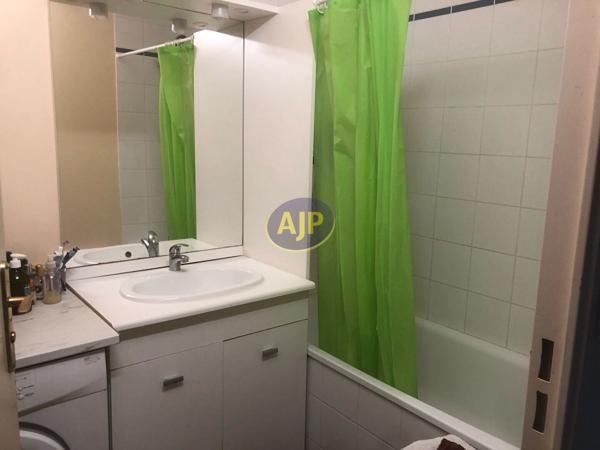 Appartement à vendre Rochefort - 3 pièces, 60m² avec 2 chambre(s) à 169 000€ - AJP Immobilier Rochefort