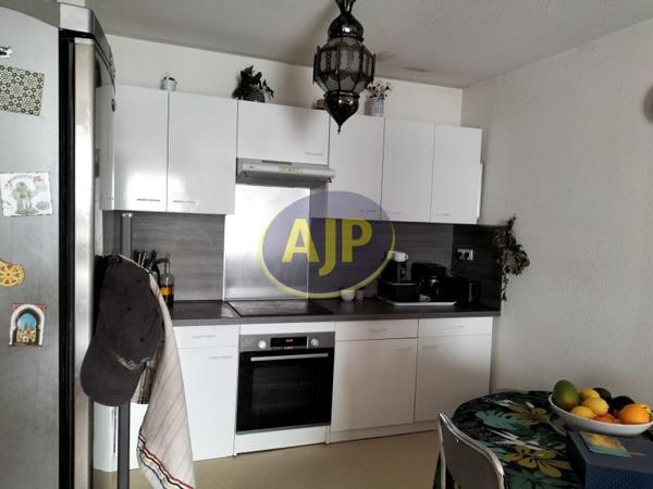 Appartement à vendre Rochefort - 3 pièces, 60m² avec 2 chambre(s) à 169 000€ - AJP Immobilier Rochefort