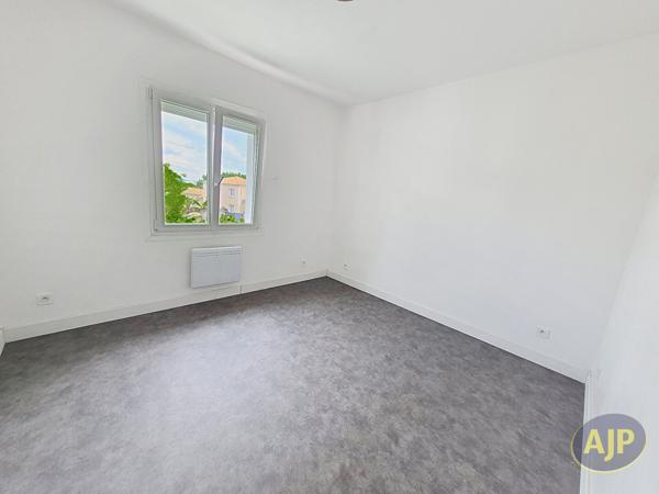 Appartement à louer Bouguenais : 2 pièces, 37m² avec 1 chambre(s) à 740€ - AJP Immobilier Rezé