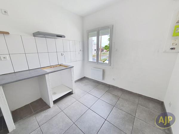 Appartement à louer Bouguenais : 2 pièces, 37m² avec 1 chambre(s) à 740€ - AJP Immobilier Rezé