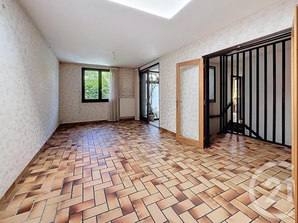 Maison à vendre  7 pièces - 146,40 m2 CHATEL GUYON - 63