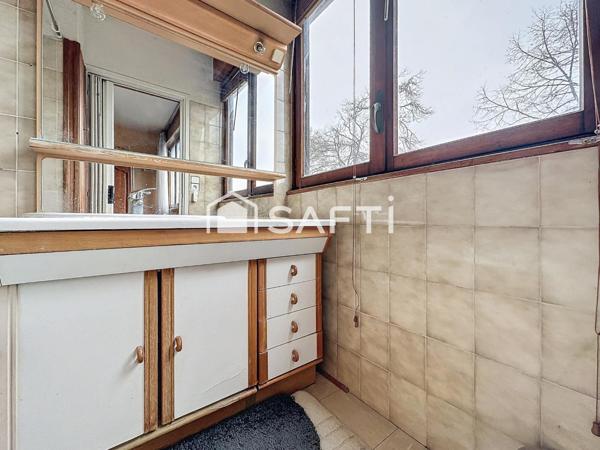 4P avec balcon, piscine et vue dégagée