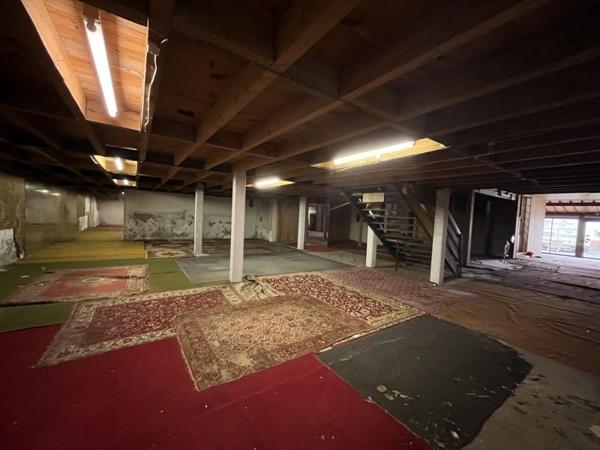 Immeuble à vendre 383 000 € Royan 696,9 m² DPE
