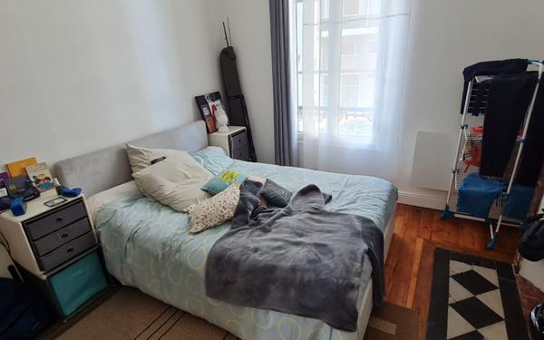 Immeuble à vendre    5 pièces •  Agen