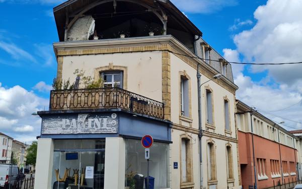 Immeuble à vendre    5 pièces •  Agen