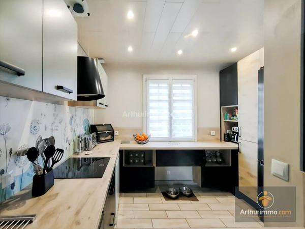 Vente                                                      Maison
                        
                     6 pièces                      110 m2                     à Bondoufle