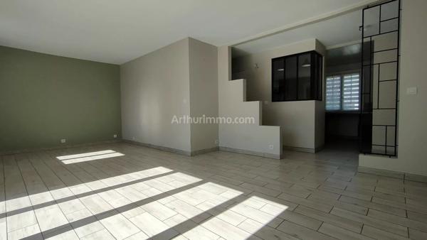Vente                                                      Maison
                        
                     6 pièces                      110 m2                     à Bondoufle