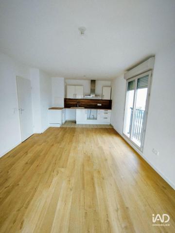 Appartement à vendre 3 pièces 65 m² Vert-Saint-Denis