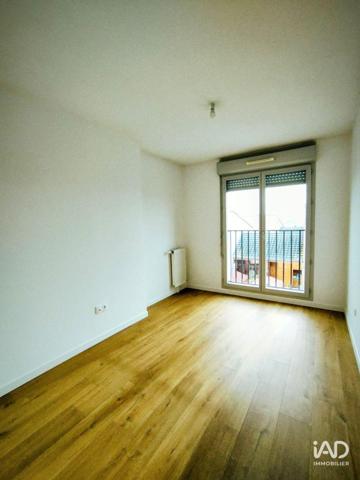 Appartement à vendre 3 pièces 65 m² Vert-Saint-Denis