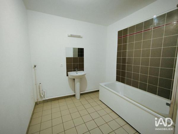 Appartement à vendre 3 pièces 65 m² Vert-Saint-Denis