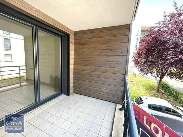 Appartement à louer 2 pièces 45.08m² Tours (37100)
