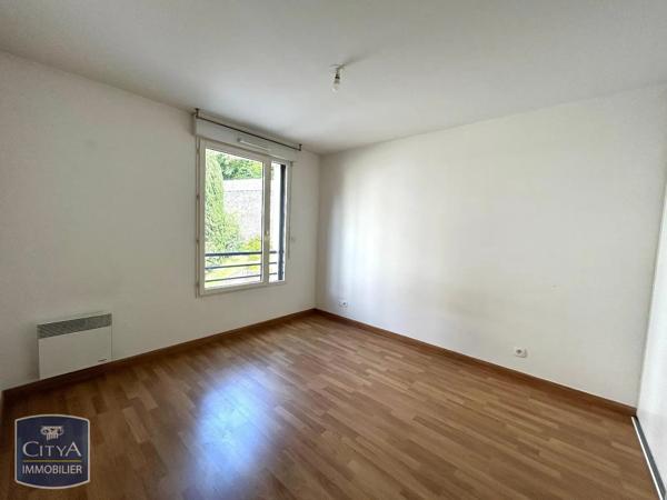 Appartement à louer 2 pièces 45.08m² Tours (37100)