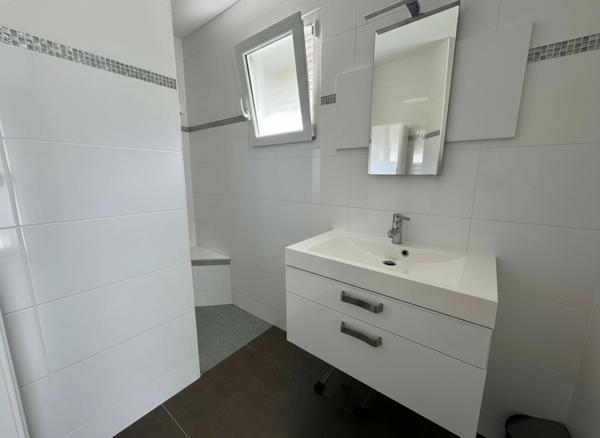 Maison de plain-pied – 130 m² Allonnes