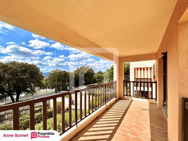 Appartement 3 pièces 41 m2, terrasse, garage, parking privatif, piscine
