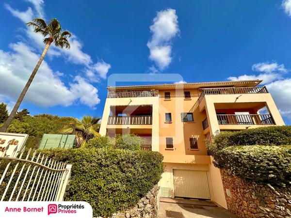 Appartement 3 pièces 41 m2, terrasse, garage, parking privatif, piscine