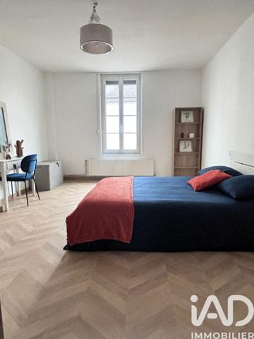 Maison à vendre 5 pièces 125 m² Saintes