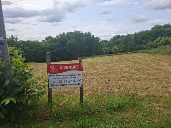 Terrain à Batir à vendre à Marcillac-Saint-Quentin en Dordogne (24200), ref : 18113/115