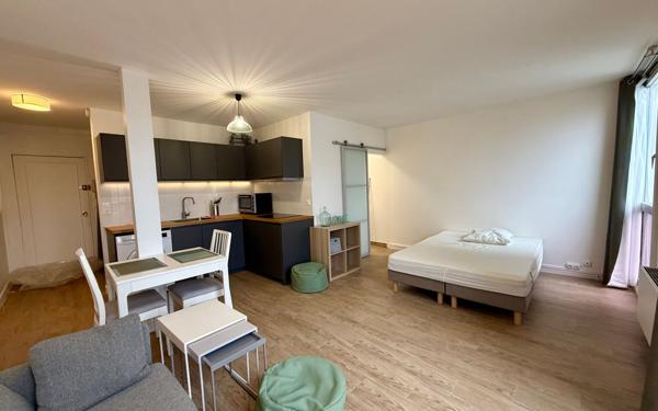 Appartement à louer    2 pièces •  Clamart