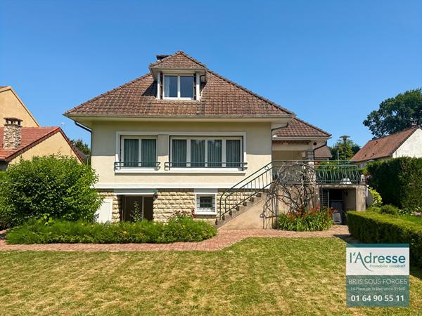 Maison Briis-Sous-Forges 155m² 8 pièces 4 chambres