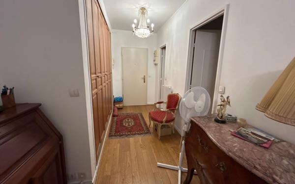 Appartement à vendre    2 pièces • 51,42 m2 Saint-Gratien