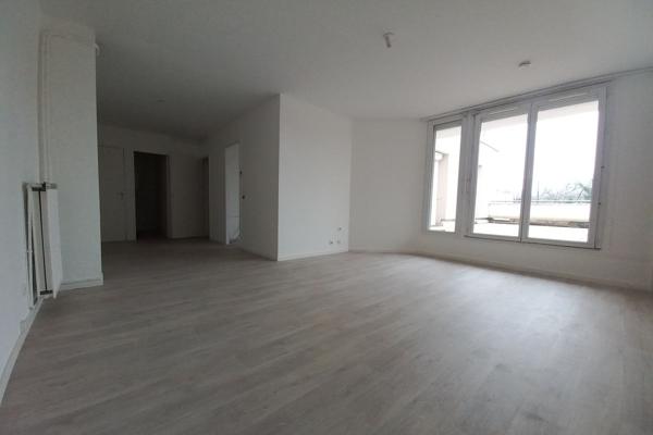 LA TOUR DU PIN - Appartement Type 5