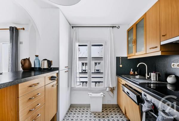 Appartement Duplex à vendre  3 pièces - 52,52 m 2   PARIS  - 75010
