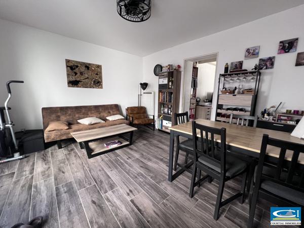 MAISON DE VILLAGE + JARDIN 200 M²