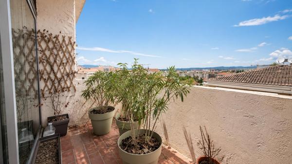 Appartement 4 pièces de 94 m² – Centre-ville de Saint-Raphaël