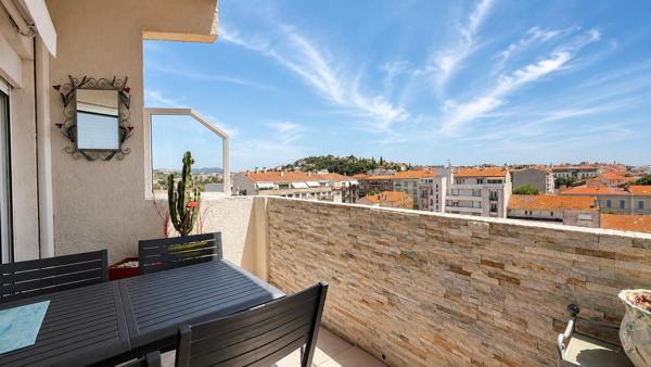 Appartement 4 pièces de 94 m² – Centre-ville de Saint-Raphaël