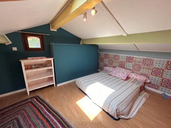 Maison de charme sur plus de 8200 m² de terrain dont une partie constructible
